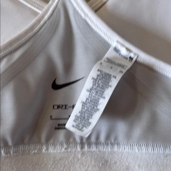 Nike Women's Sports Bra Set - Red, White, Black - Picture 2 of 6